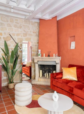 Charming parisian duplex in Marais with sauna